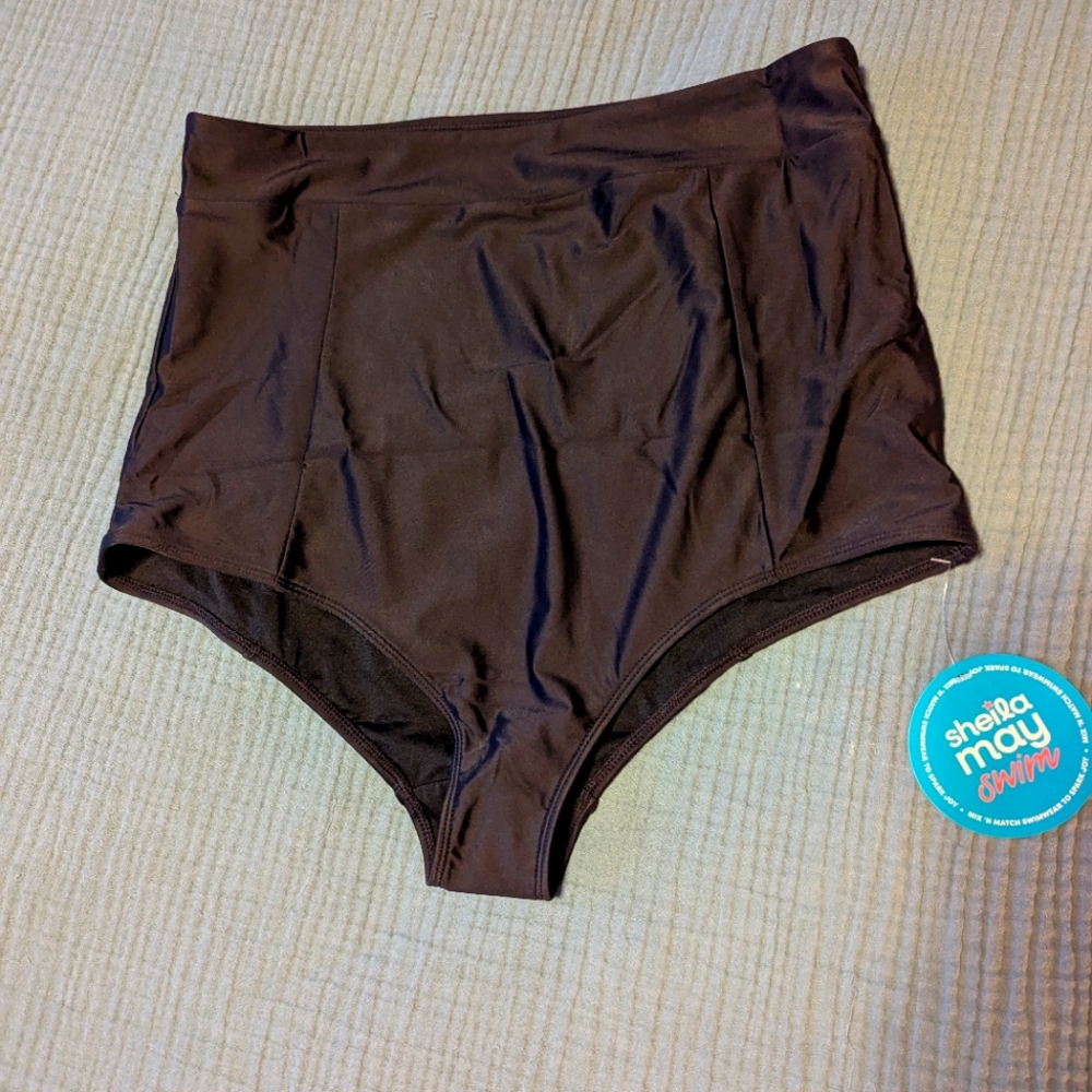 Brand new Sheila May Swim high rise bottoms, black